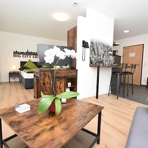 Boardinghouse Henschelstrasse Germania