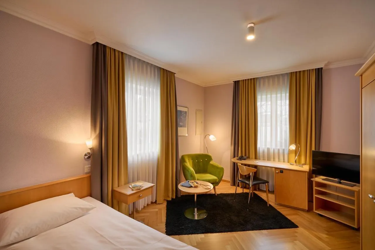Hotel Lechnerhof Unterfoehring 4*,  Germany